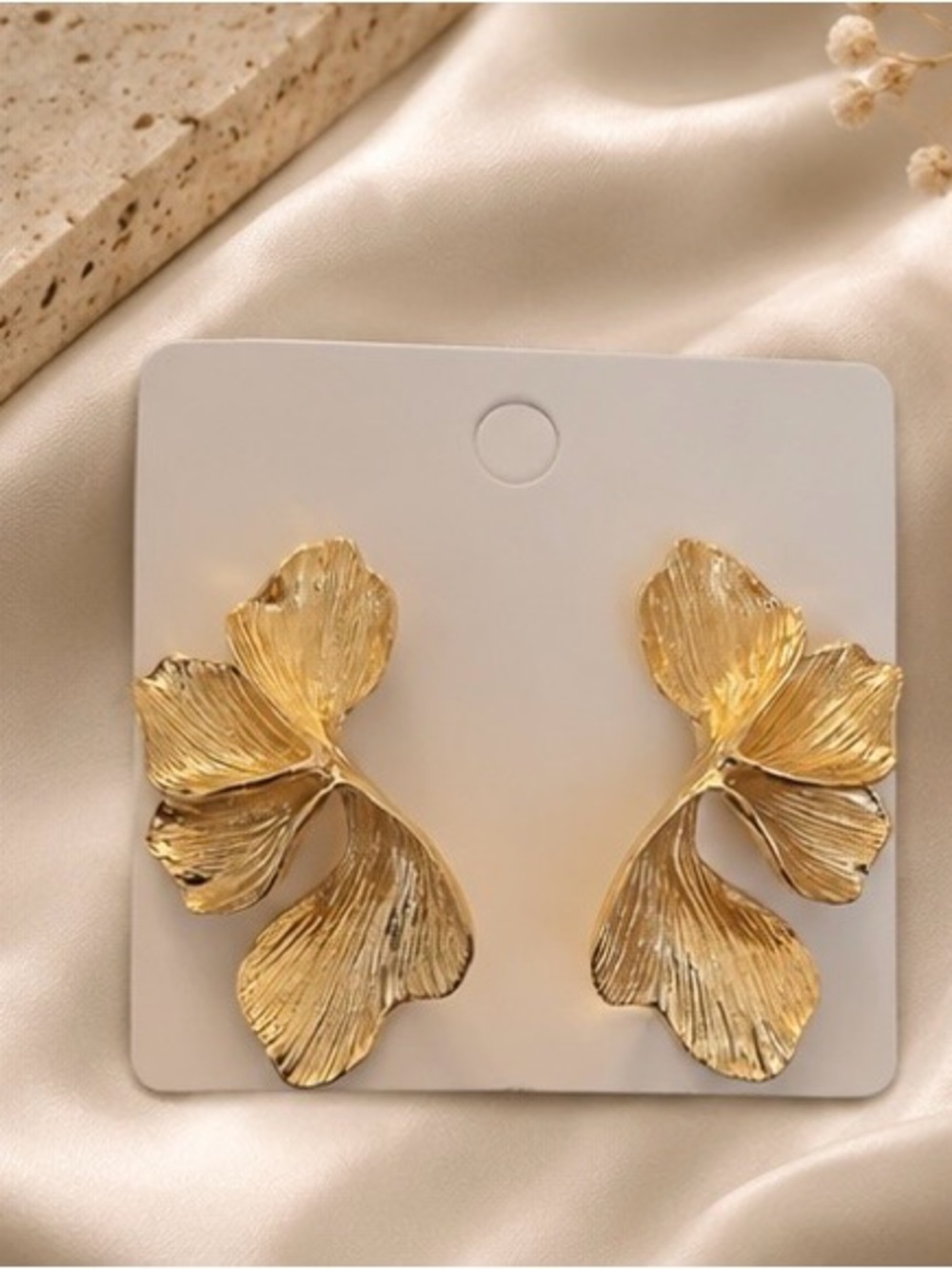 Gold Floral Petal Drop Earrings FAST SHIPPING!! - Picture 1 of 2
